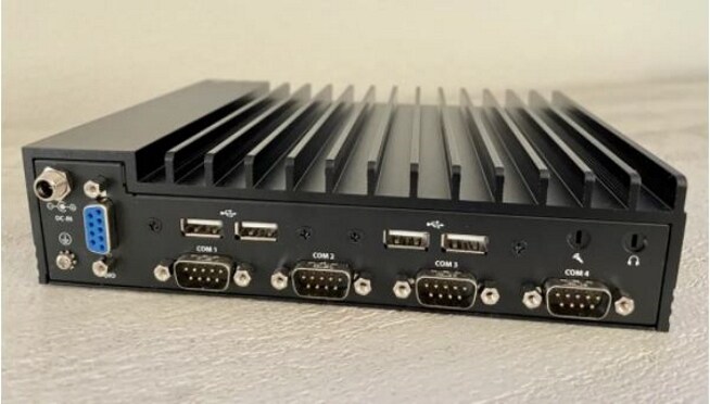 サムネイル製品レビュー -Supermicro E100-12Tのファーストルック