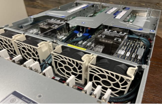 Thumbnail: Product Review – Hands On: SuperMicro Ultra SuperServer SYS-220U-TNR (22 NVMe Slots)