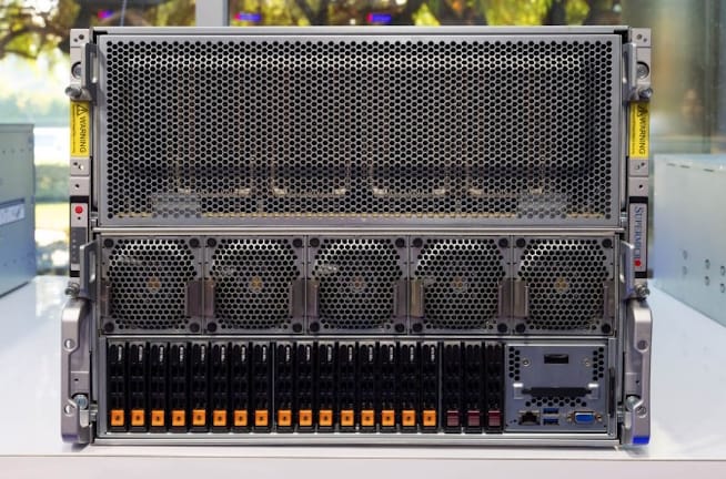 Thumbnail: Product Review – Supermicro SYS-821GE-TNHR 8x NVIDIA H200 GPU Air Cooled AI Server