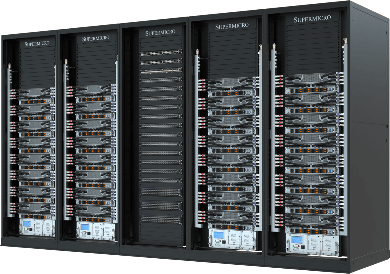 32 NVIDIA HGX B200 8-GPU、4U液冷システム(256 GPU)を5ラックに搭載