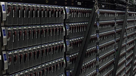 サムネイルケーススタディ -Supermicro MicroBlade Disaggregated Serverは、フォーチュン100企業の世界で最もエネルギー効率の高い1.06 PUEデータセンターの1つに採用されています。